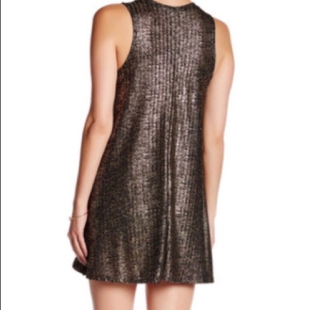 Want and Need Pleated Black Metallic Gold Halter Dress size Xs - Picture 5 of 5